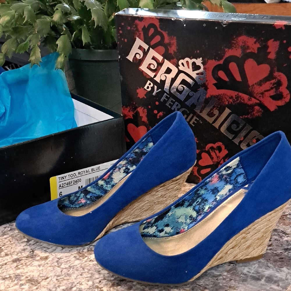 NWT Fergalicious Blue Wedge Shoes New WITH /BOX